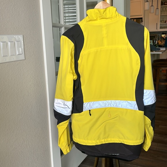 Women’s medium waterproof biking jacket - Picture 2 of 9